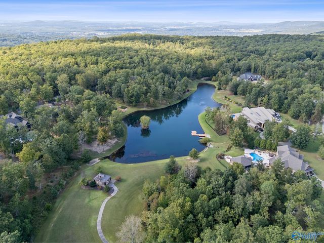 13205 South Village Square Road SE, Huntsville, AL 35803