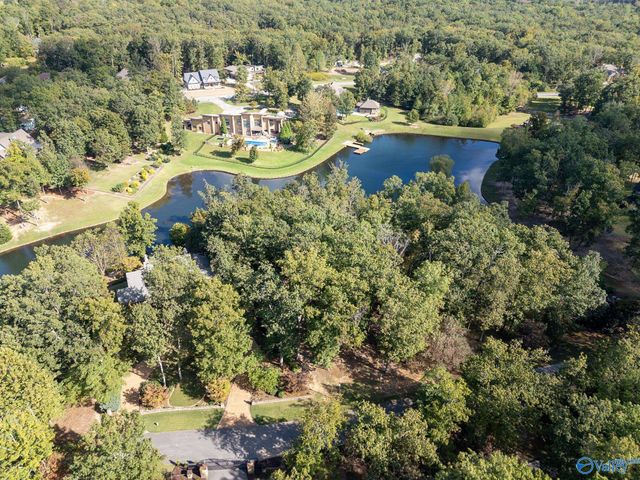 13205 South Village Square Road SE, Huntsville, AL 35803