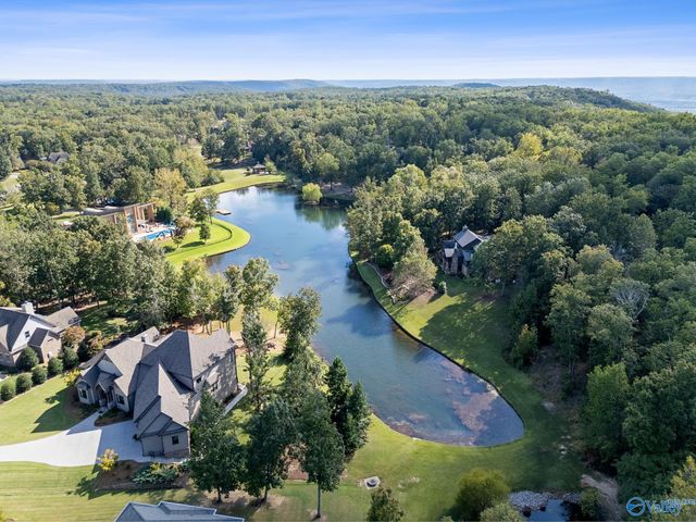 13205 South Village Square Road SE, Huntsville, AL 35803