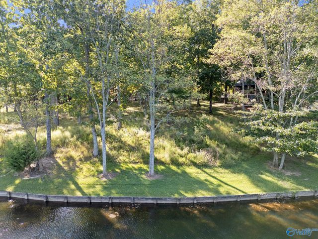 13205 South Village Square Road SE, Huntsville, AL 35803