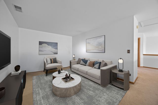 192 Brompton Lane B, Sugar Grove, IL 60554