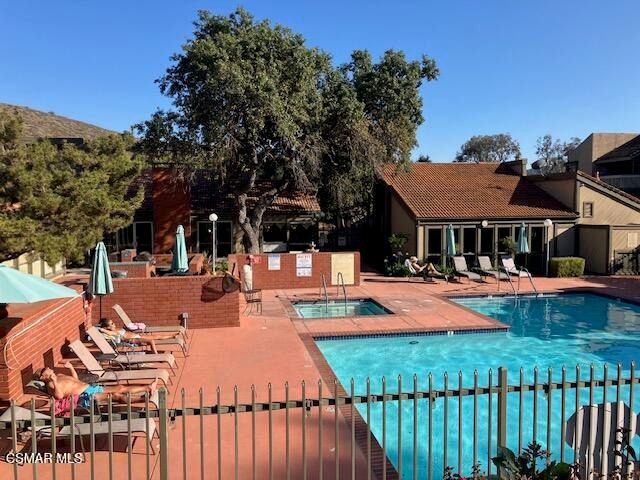 254 Sequoia Court 37, Thousand Oaks, CA 91360