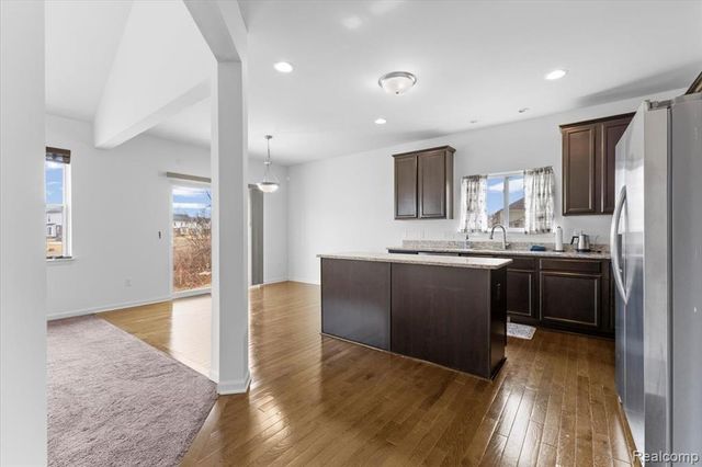 14097 Burlwood Lane, Belleville, MI 48111