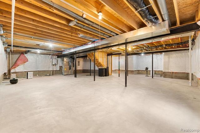 14097 Burlwood Lane, Belleville, MI 48111