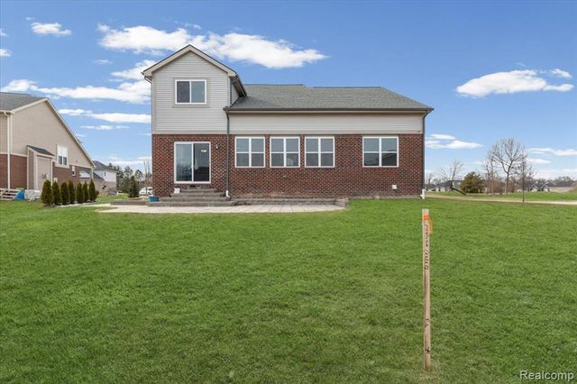 14097 Burlwood Lane, Belleville, MI 48111