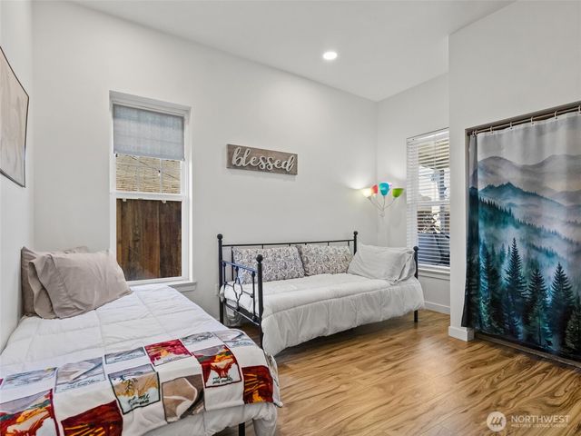 203 E 6th St, Bucoda, WA 98530