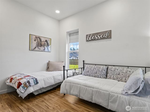 203 E 6th St, Bucoda, WA 98530