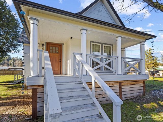 203 E 6th St, Bucoda, WA 98530