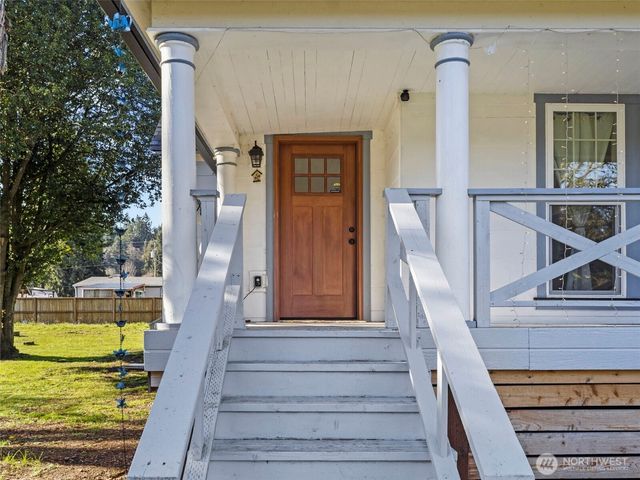 203 E 6th St, Bucoda, WA 98530