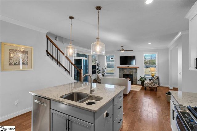 2 Winding Rock Road, Simpsonville, SC 29680