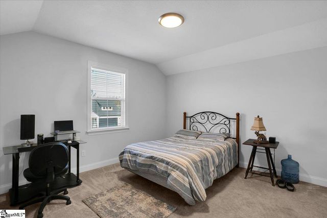 2 Winding Rock Road, Simpsonville, SC 29680