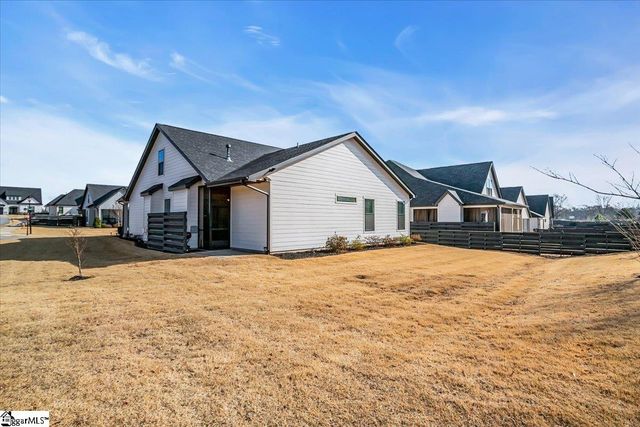 2 Winding Rock Road, Simpsonville, SC 29680