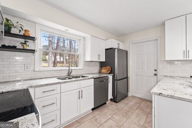 4635 Walden Trace, Peachtree Corners, GA 30092