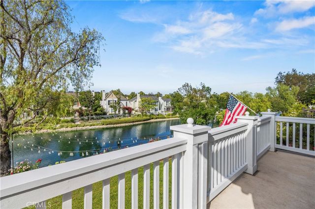 27034 Island, Valencia, CA 91355