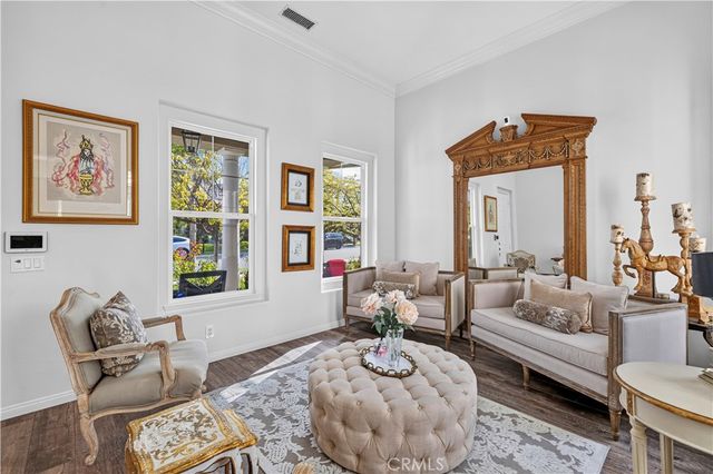 27034 Island, Valencia, CA 91355