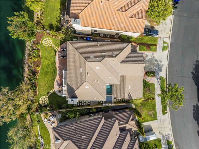27034 Island, Valencia, CA 91355