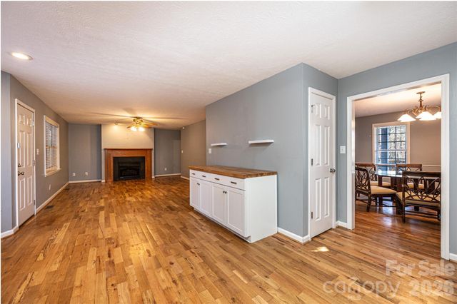 307 Carrituck Court, Lenoir, NC 28645