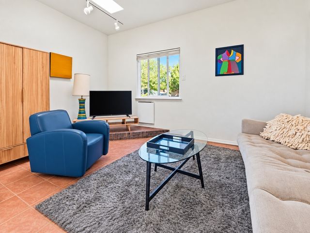 2758 Via Venado, Santa Fe, NM 87505