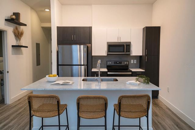 1659 2ND STREET, Sarasota, FL 34236