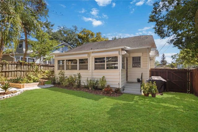 122 N MILLS AVENUE, Orlando, FL 32801