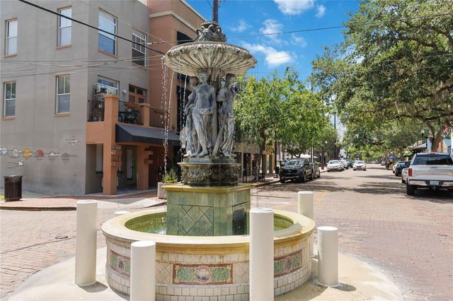 122 N MILLS AVENUE, Orlando, FL 32801