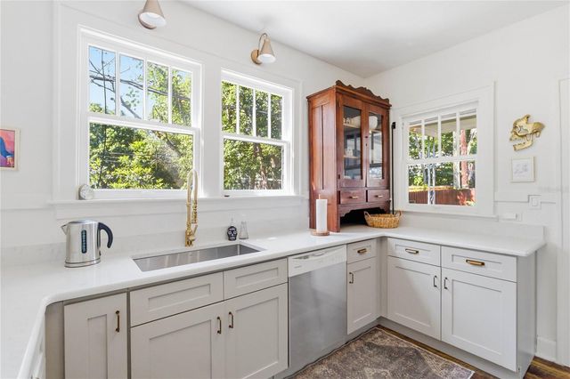 122 N MILLS AVENUE, Orlando, FL 32801