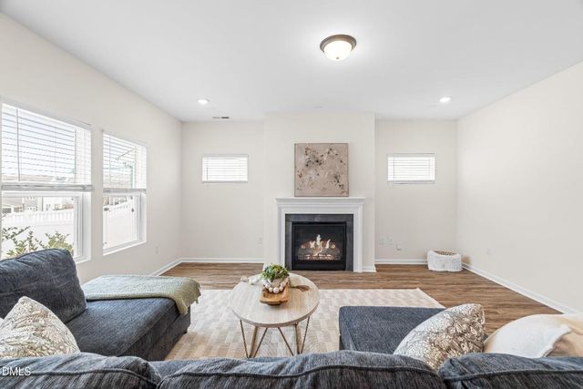 120 Sweet Vine Way, Holly Springs, NC 27540