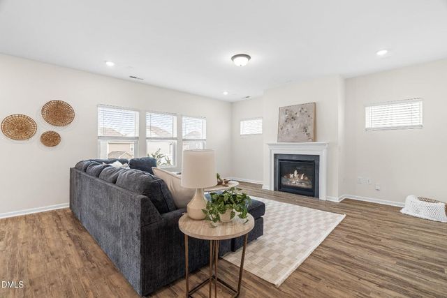 120 Sweet Vine Way, Holly Springs, NC 27540