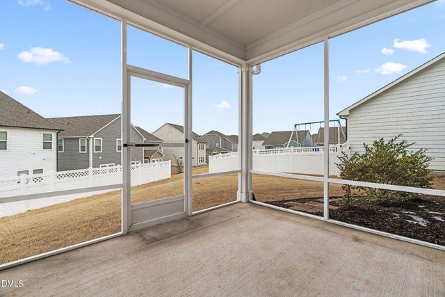 120 Sweet Vine Way, Holly Springs, NC 27540