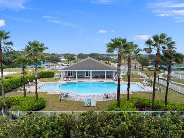 8324 Amalfi Circle, Fort Pierce, FL 34951