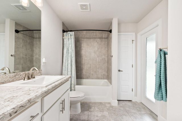8324 Amalfi Circle, Fort Pierce, FL 34951