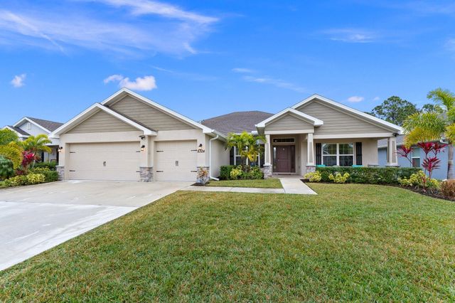 8324 Amalfi Circle, Fort Pierce, FL 34951