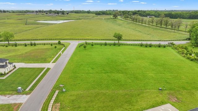 2222 Lesley Trail, Wilmore, KY 40390