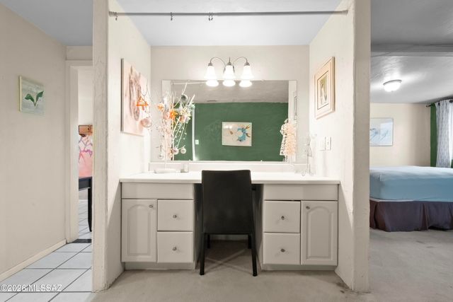 2350 W Sunkist Road, Tucson, AZ 85755