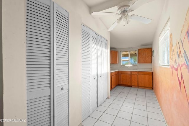 2350 W Sunkist Road, Tucson, AZ 85755