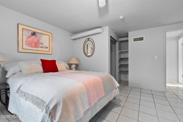 2350 W Sunkist Road, Tucson, AZ 85755