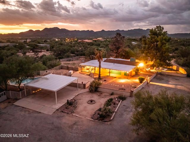 2350 W Sunkist Road, Tucson, AZ 85755