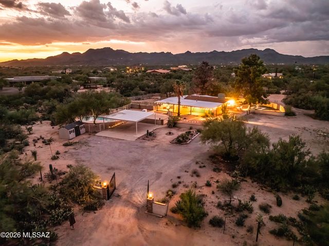 2350 W Sunkist Road, Tucson, AZ 85755