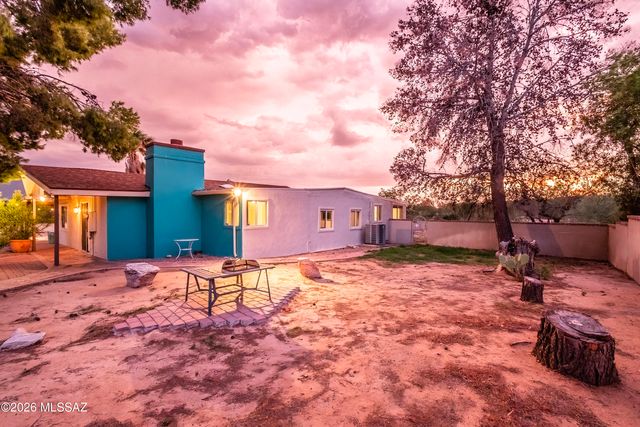2350 W Sunkist Road, Tucson, AZ 85755