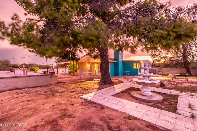 2350 W Sunkist Road, Tucson, AZ 85755