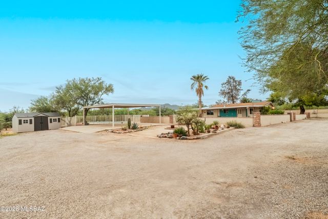 2350 W Sunkist Road, Tucson, AZ 85755