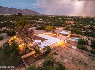 2350 W Sunkist Road, Tucson, AZ 85755