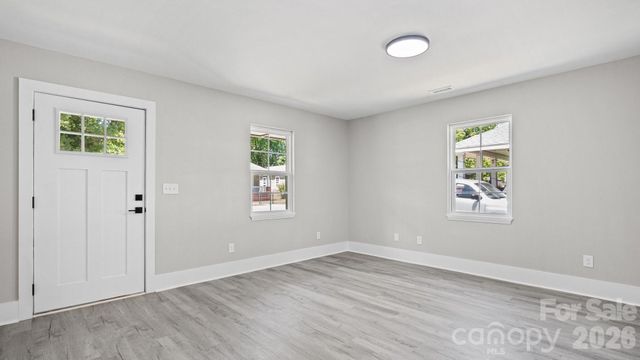 125 Oregon Street, Charlotte, NC 28208