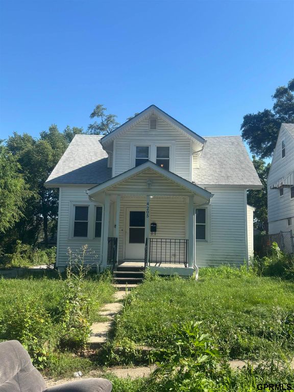 4205 Emmet Street, Omaha, NE 68111