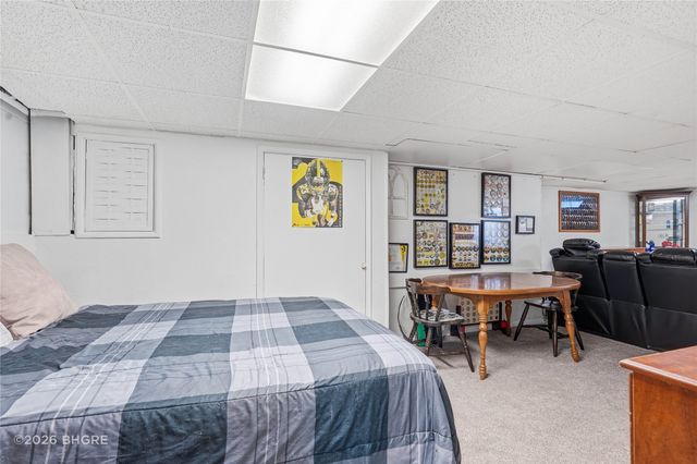1301 57th Place, Des Moines, IA 50311