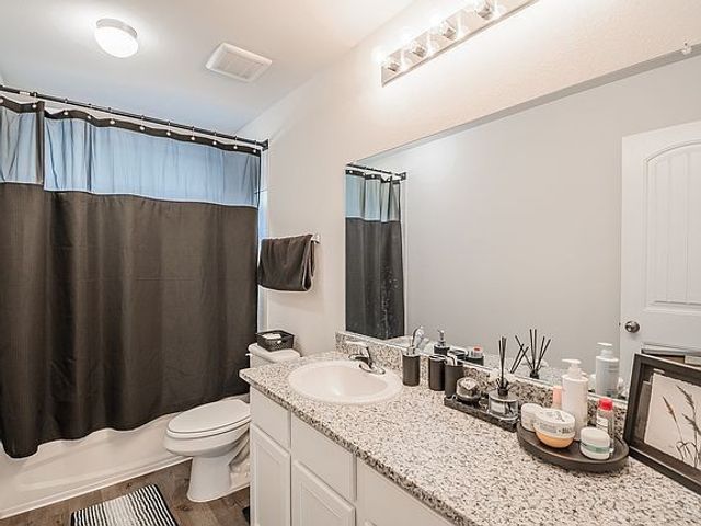 5632 Shore Point Trail, Fort Worth, TX 76119