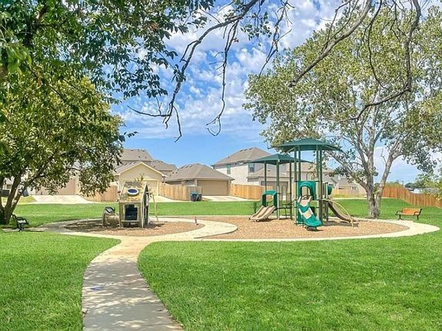 5632 Shore Point Trail, Fort Worth, TX 76119