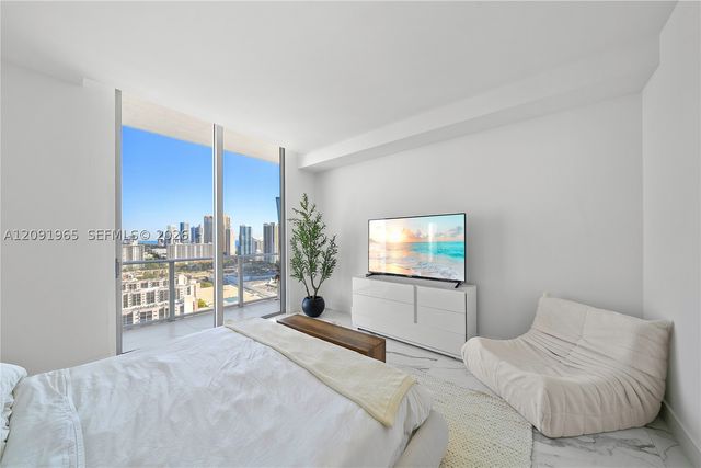 300 Sunny Isles Blvd 4-PH-03, Sunny Isles Beach, FL 33160