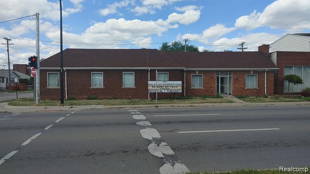 1336 Southfield Road, Lincoln Park, MI 48146