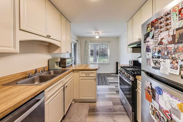 3412 Donovan Drive 1, Crete, IL 60417